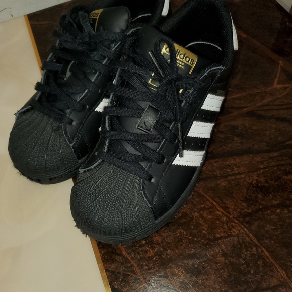 Addidas boys sneakers - Picture 2 of 4